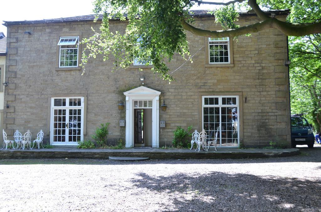 Healey House Hotel Batley Exterior photo