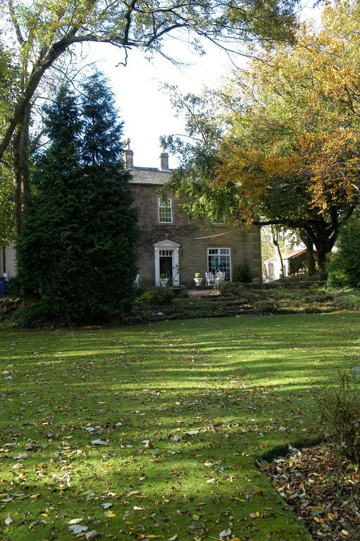 Healey House Hotel Batley Exterior photo