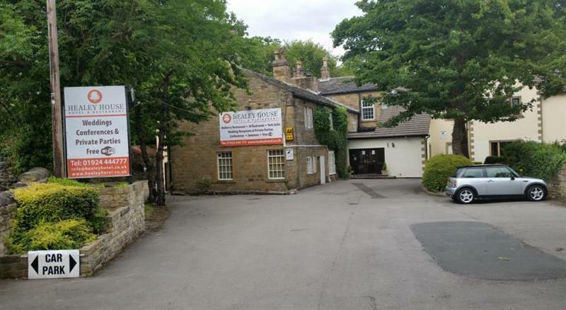 Healey House Hotel Batley Exterior photo